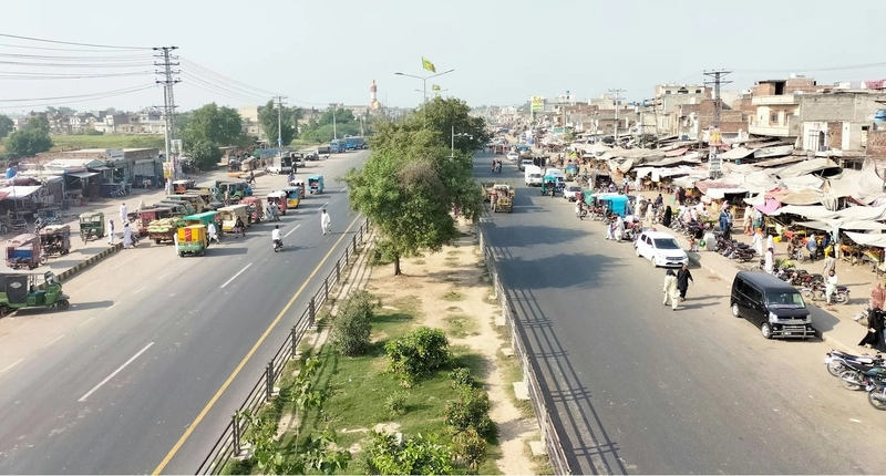 Mustafa Abad Lalyani view from bridge