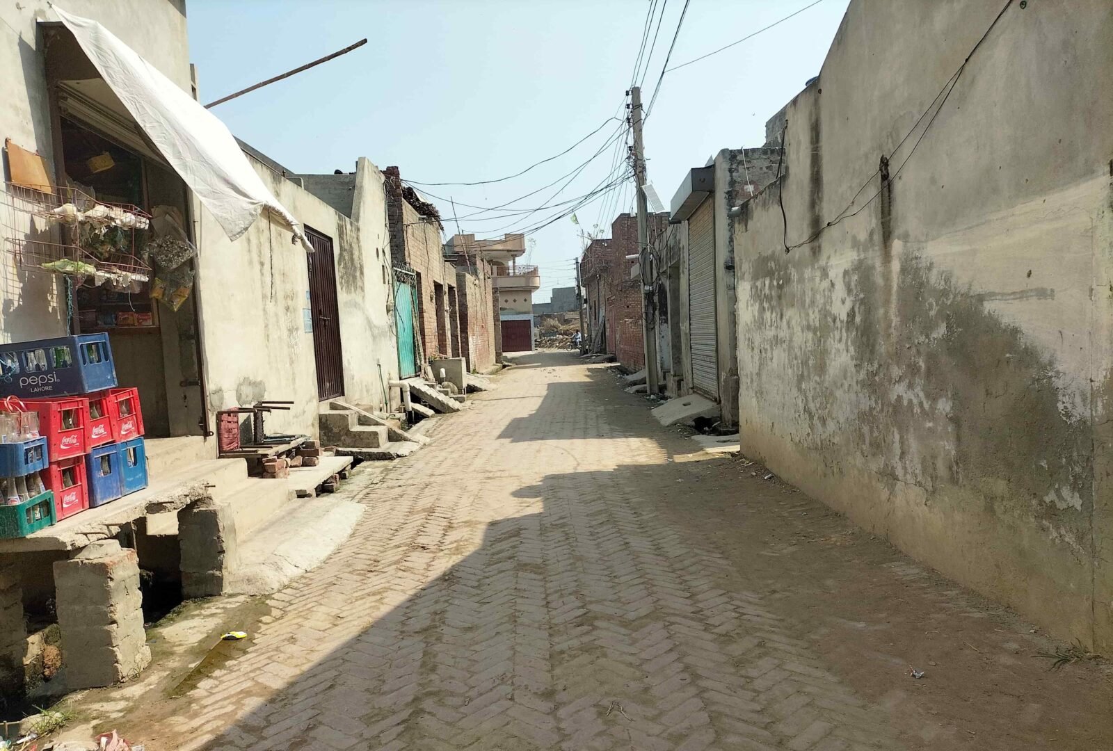 Bahmni wala village street