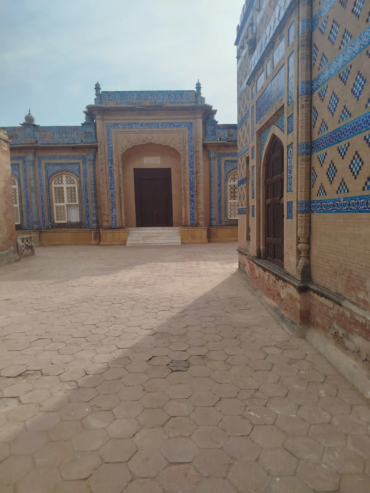 Royal Graveyard near Derawar fort